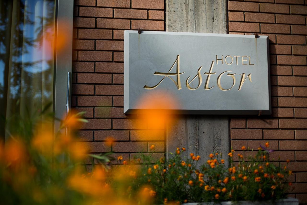 Astor 2*